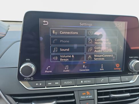 Used 2024 Nissan Altima 2.5 SR AWD/4WD image 21