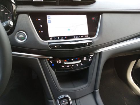 New 2026 Cadillac XT5 Premium Luxury image 15