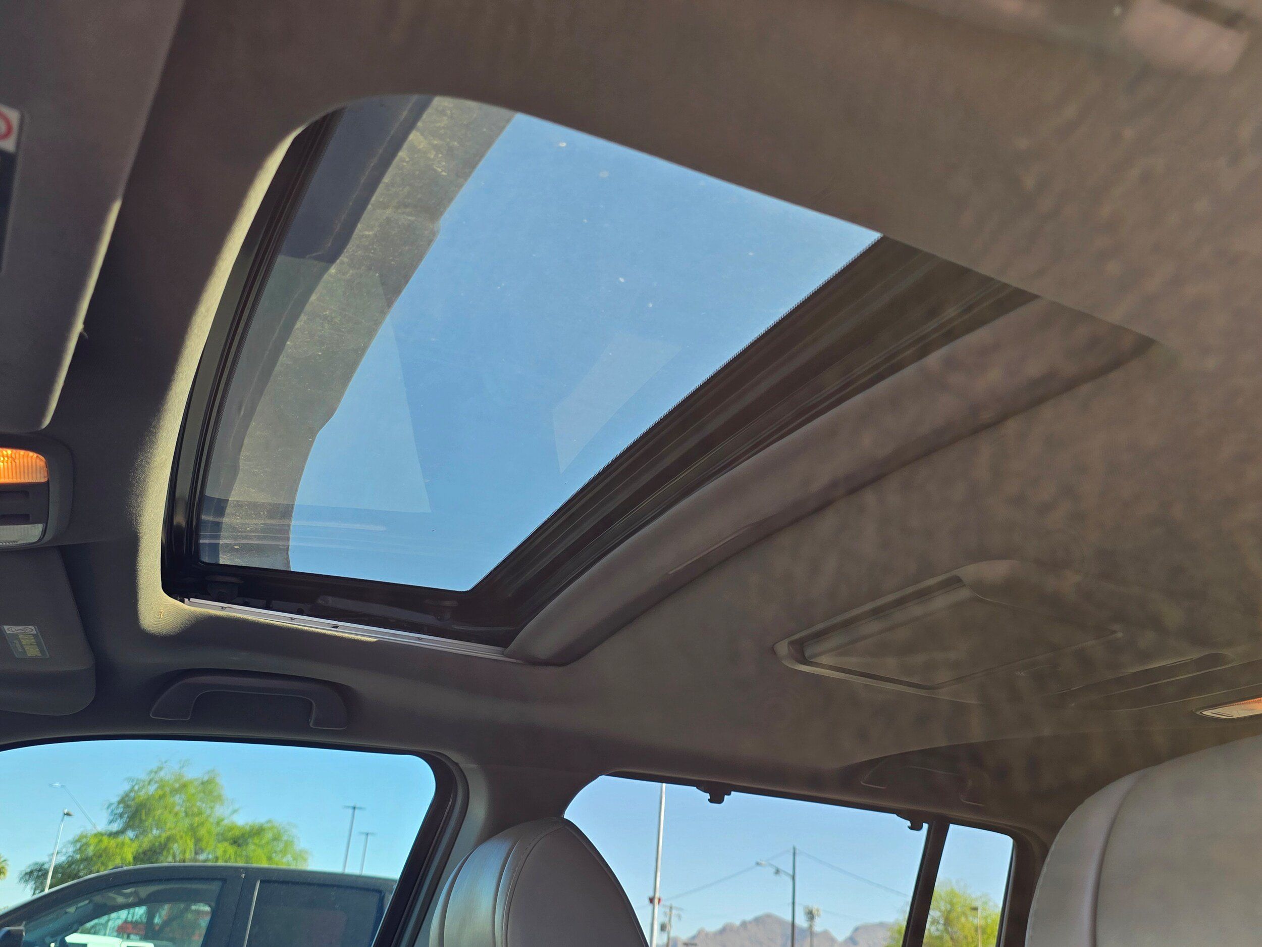 Used 2011 Honda Pilot Touring image 21