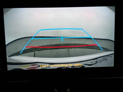 Used 2025 Toyota Corolla LE image 16