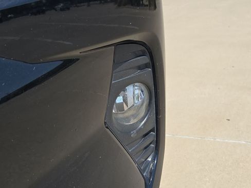 Used 2020 Toyota RAV4 XLE Premium FWD image 10