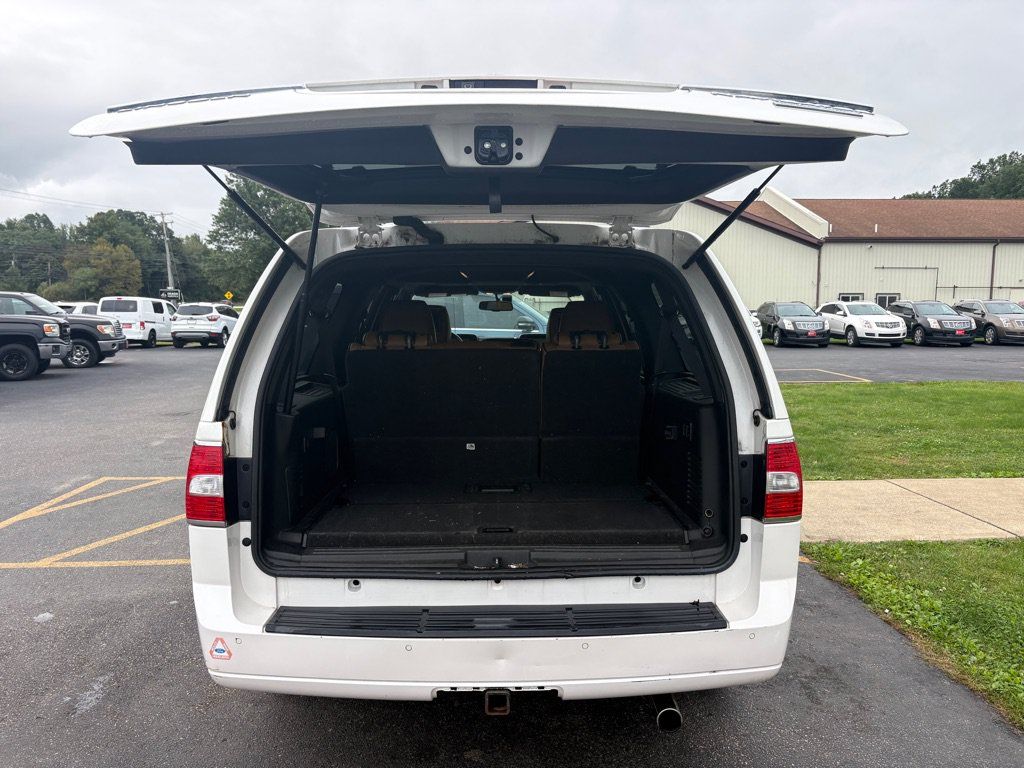 Used 2014 Lincoln Navigator L 4WD w/ Equipment Group 101A image 15