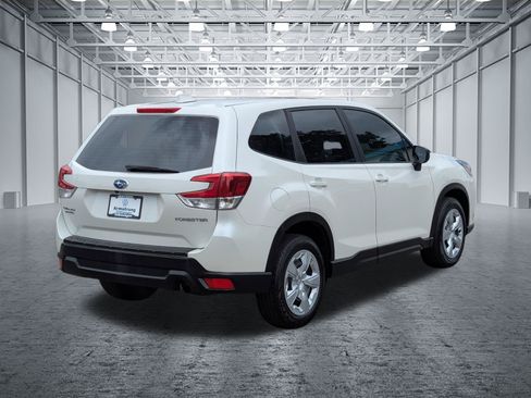 Used 2022 Subaru Forester Limited AWD/4WD image 5