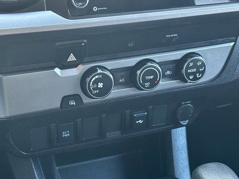 Used 2023 Toyota Tacoma SR5 image 17