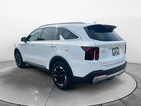 Used 2026 Kia Sorento S w/ S Panoramic Sunroof Package FWD image 5