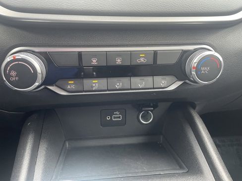 Used 2024 Nissan Altima 2.5 S image 23