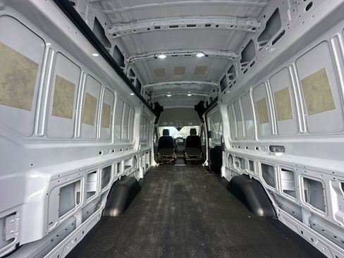 New 2026 Ford Transit 350 148 High Roof Extended image 19
