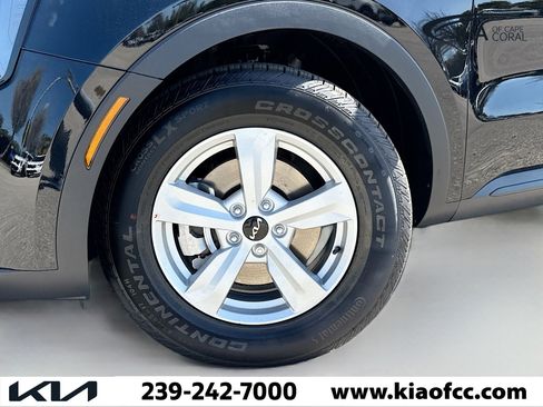 New 2026 Kia Sorento LX FWD image 39