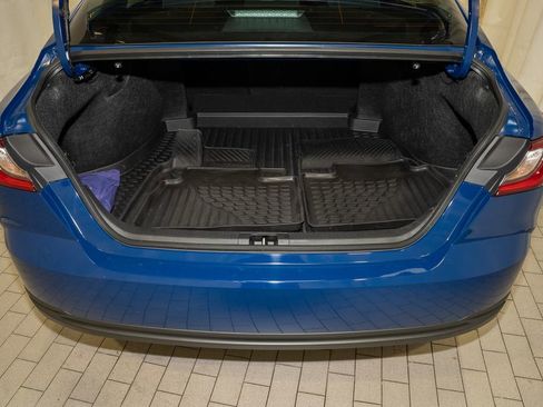 Certified 2025 Toyota Camry LE image 5