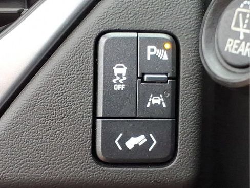 Used 2019 Chevrolet Tahoe LS AWD/4WD image 19