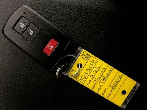 Used 2023 Toyota Tacoma TRD Sport w/ Advanced Technology Package AWD/4WD image 11