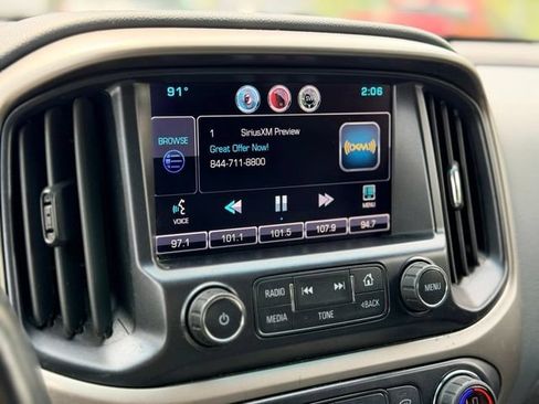 Used 2015 Chevrolet Colorado Z71 AWD/4WD image 12