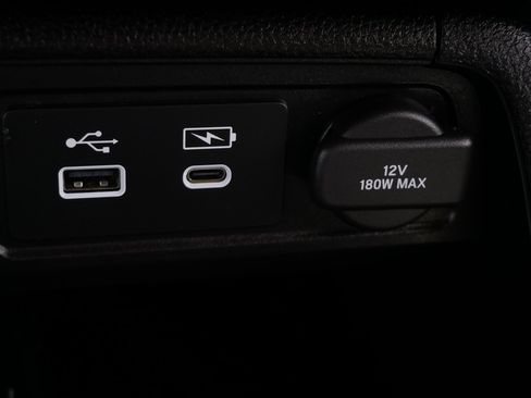 Certified 2023 Honda Pilot Touring image 30