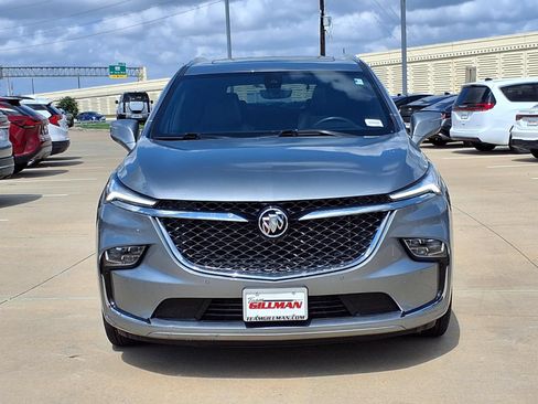 Used 2023 Buick Enclave Avenir w/ Avenir Technology Package AWD/4WD image 5