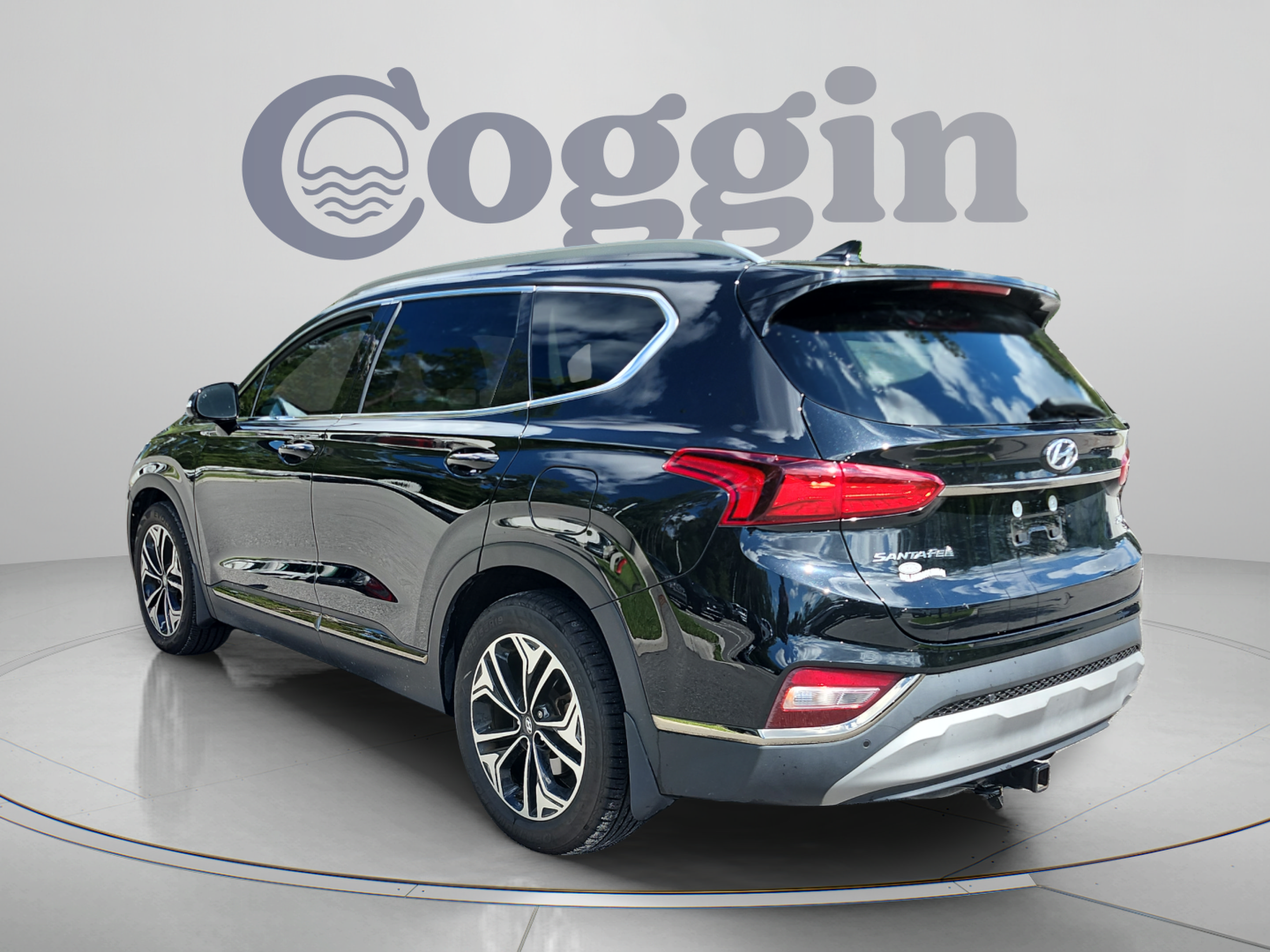 Used 2019 Hyundai Santa Fe FWD image 3