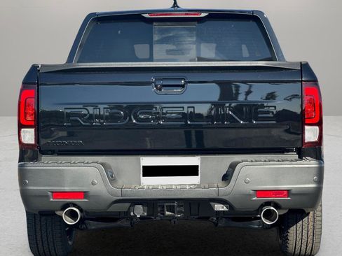 New 2026 Honda Ridgeline Black Edition image 4