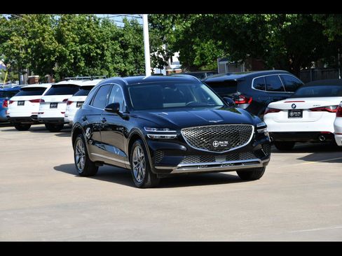 Used 2025 Genesis GV70 2.5T AWD/4WD image 1