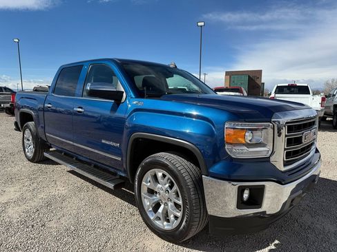 Used 2015 GMC Sierra 1500 SLT w/ SLT Crew Cab Value Package image 1