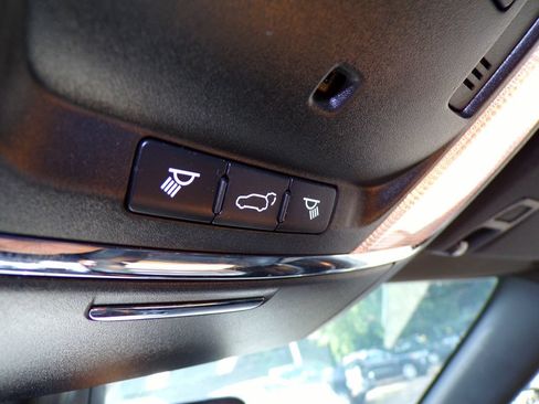 Used 2018 Jeep Grand Cherokee Limited AWD/4WD image 24