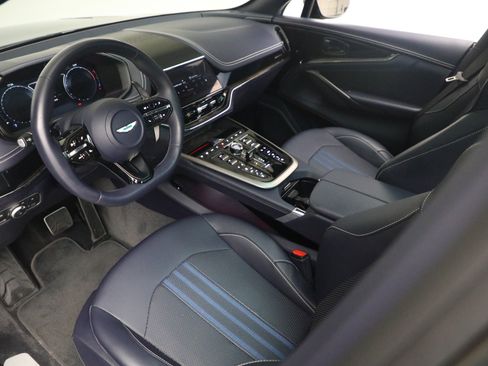 Used 2025 Aston Martin DBX 707 AWD/4WD image 25