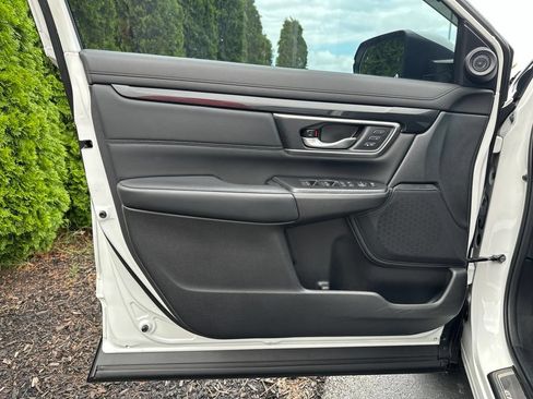Used 2021 Honda CR-V Touring image 8