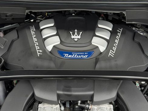 New 2026 Maserati Grecale Modena image 10