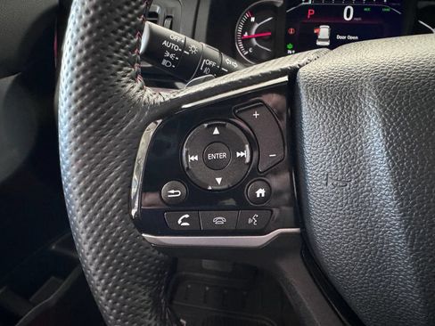 Used 2025 Honda Passport Black Edition image 14