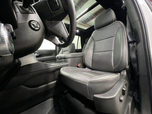 Used 2022 GMC Yukon SLT w/ SLT Premium Package image 20