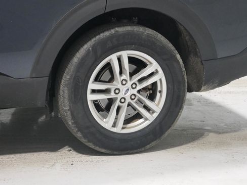 Certified 2022 Ford Explorer XLT w/ Class IV Trailer Tow Package image 29