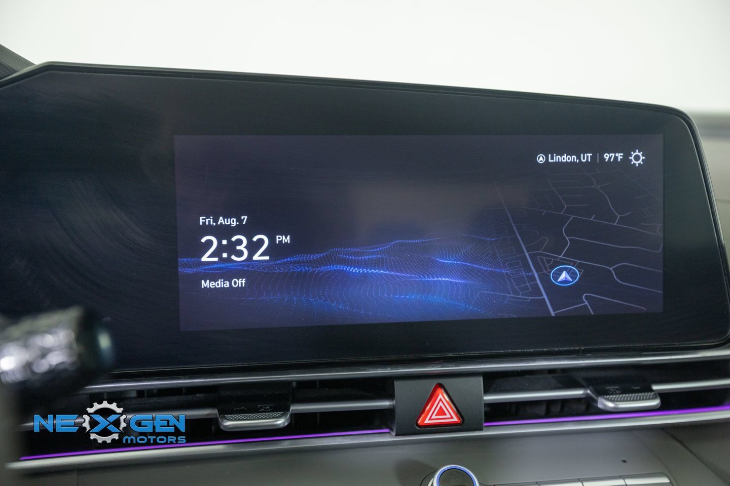 Used 2024 Hyundai Elantra SEL w/ Convenience Package FWD image 18