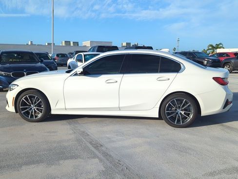 Used 2019 BMW 330i Sedan w/ Driving Assistance Package image 8