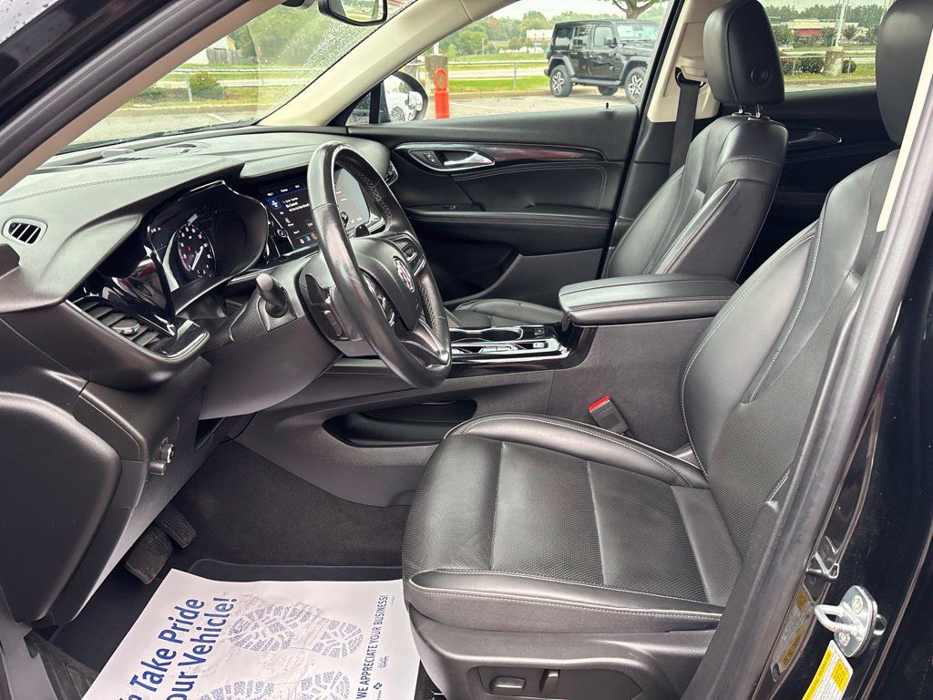 Used 2023 Buick Envision Essence FWD image 33