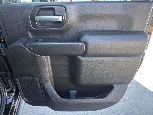 Used 2023 Chevrolet Silverado 2500 LT w/ Convenience Package image 25