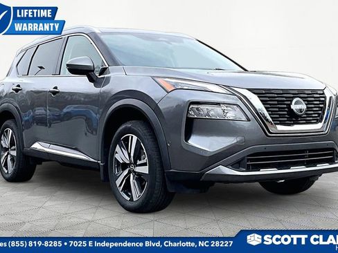 Used 2023 Nissan Rogue SL w/ SL Premium Package image 1