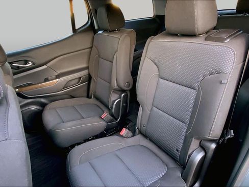 Used 2023 GMC Acadia SLE w/ Driver Convenience Package FWD image 20