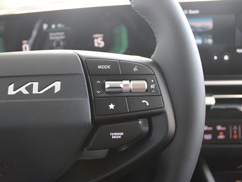 New 2026 Kia Sportage S AWD/4WD image 31