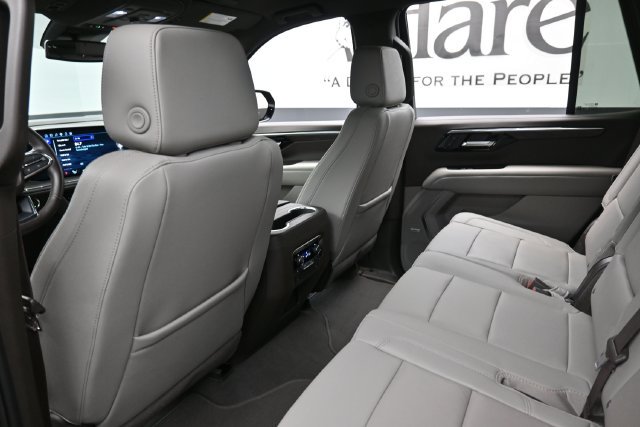 Used 2025 Chevrolet Tahoe LT w/ Comfort Package AWD/4WD image 24