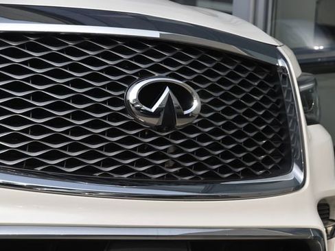 Certified 2023 INFINITI QX80 Sensory w/ All-Season Package AWD/4WD image 13