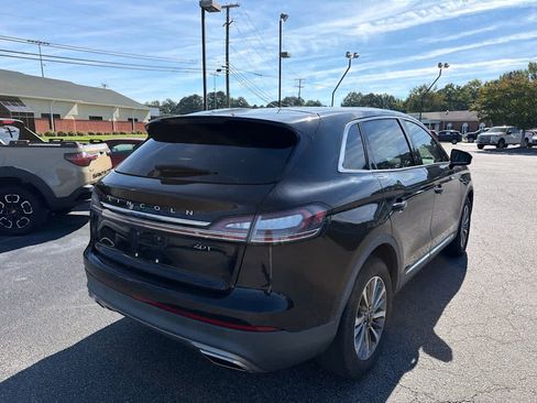 Used 2020 Lincoln Nautilus FWD w/ Equipment Group 101A image 4