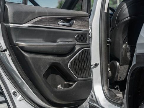 Used 2022 Jeep Grand Cherokee Limited 4xe image 44