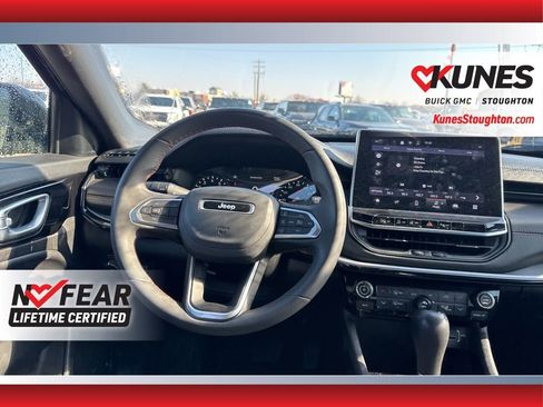 Used 2024 Jeep Compass Trailhawk image 42