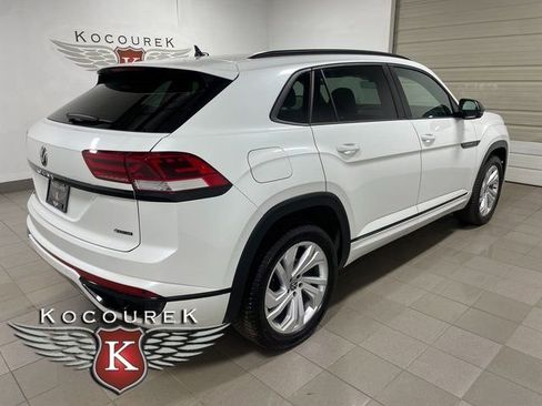 Used 2023 Volkswagen Atlas Cross Sport SEL R-Line AWD/4WD image 4