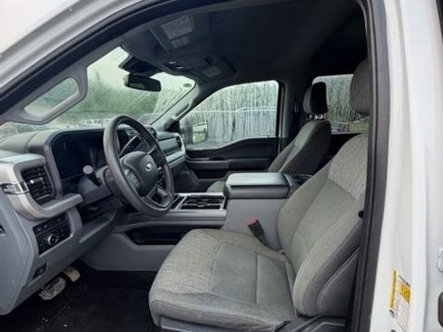 Used 2024 Ford F250 XLT w/ XLT Premium Package AWD/4WD image 3