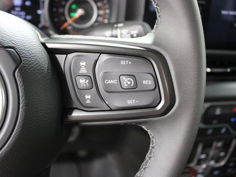 Used 2026 Jeep Gladiator Rubicon AWD/4WD image 20