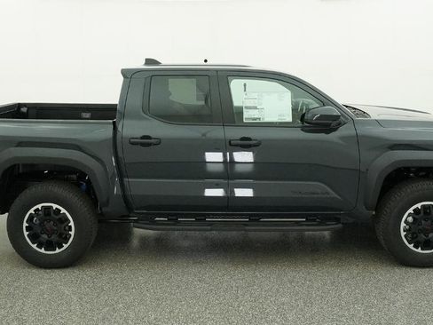 New 2026 Toyota Tacoma TRD Off-Road AWD/4WD image 17