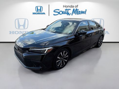 Used 2023 Honda Civic EX image 3