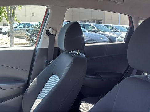 Used 2018 Hyundai Kona SEL FWD image 24
