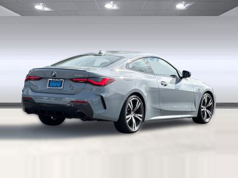 Certified 2023 BMW 430i Coupe w/ M Sport Package RWD image 9