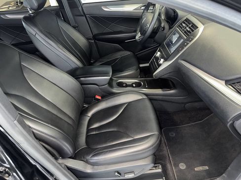 Used 2017 Lincoln MKC Premiere FWD image 16