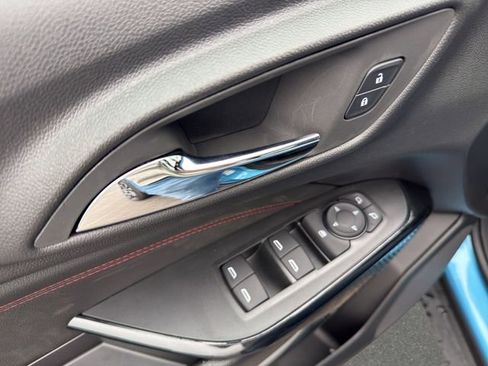 New 2026 Chevrolet Trax RS w/ Sunroof Package FWD image 12